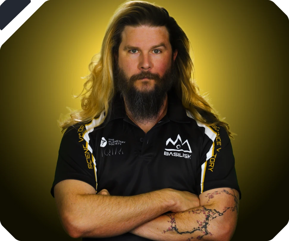 Kyle Hill headshot